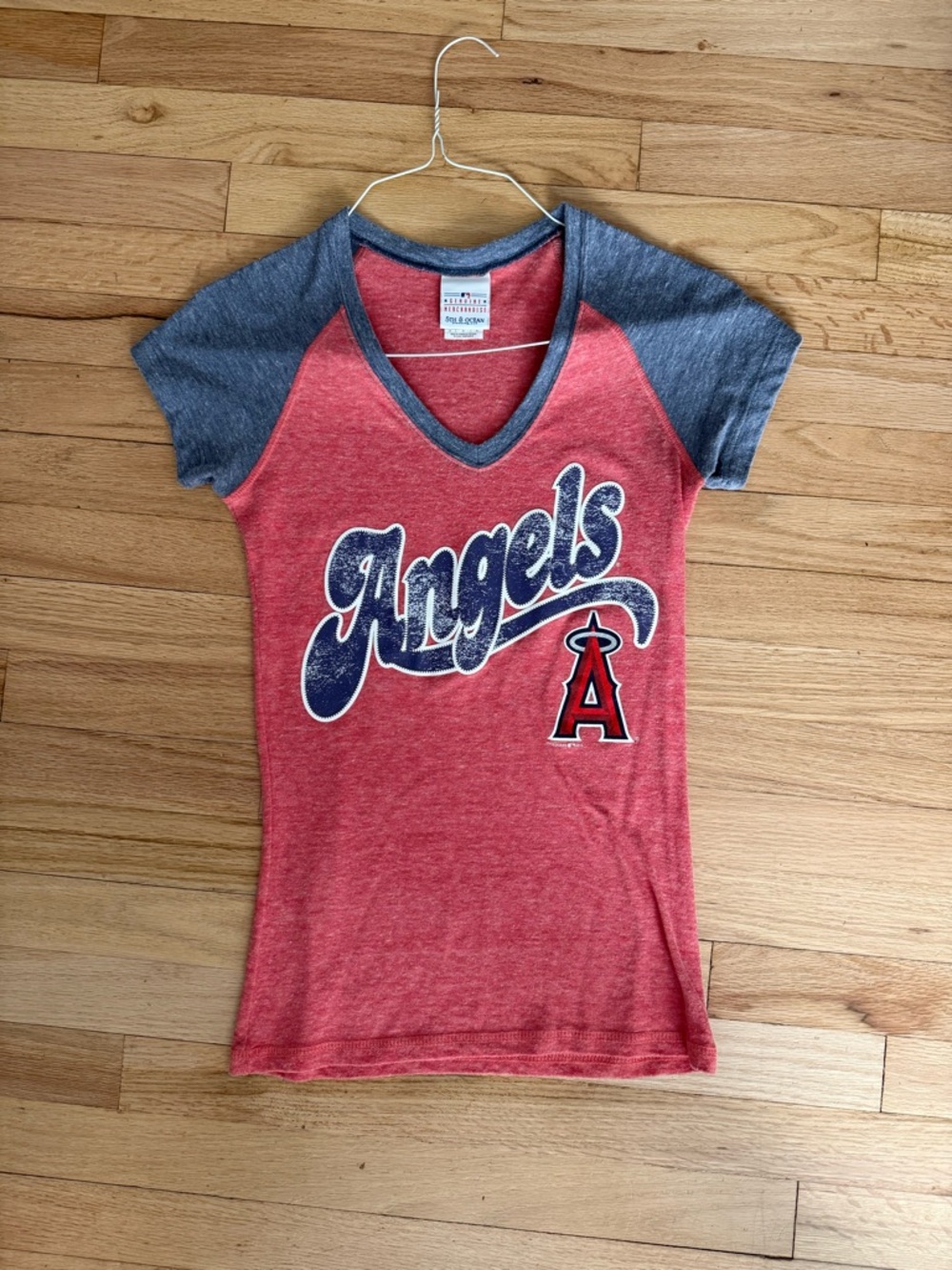 5th & Ocean Girls' Red and Gray Angels V-Neck Tee
